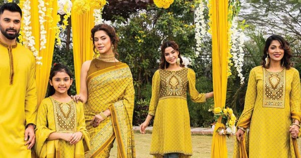 falgun dress design Pohela Falgun inspo made of art Pure cotton whole saree wear in barn white & toasted yellow paired with the daisy blue designer blouse piece! Saree: @gulzaar_by_sumayatushii #instadaily #dhaka #saree #falgunsaree